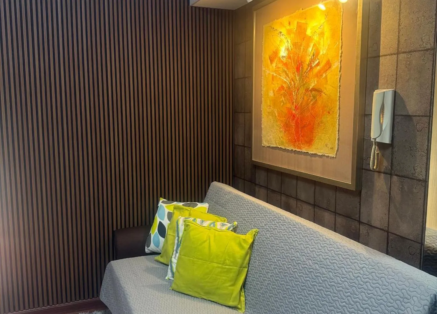 Solemare Parksuites Condo Paranaque City 0*,  菲律宾