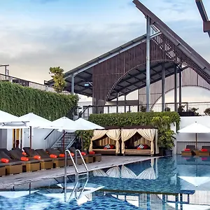 https://the-one-legian.hotelsseminyak.net