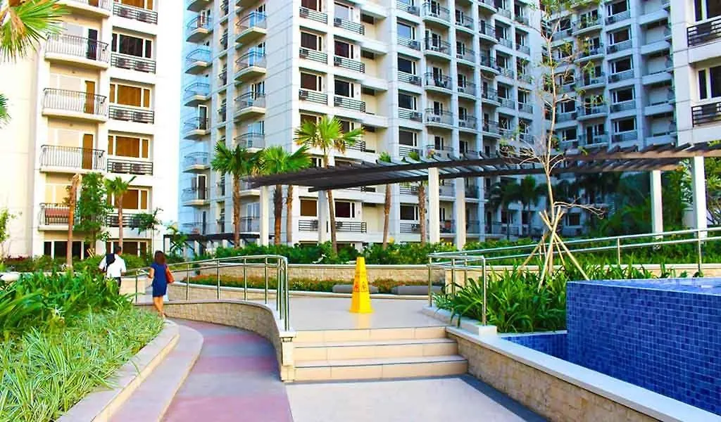 Aparthotel Solemare Parksuites Condo Paranaque City Philippines